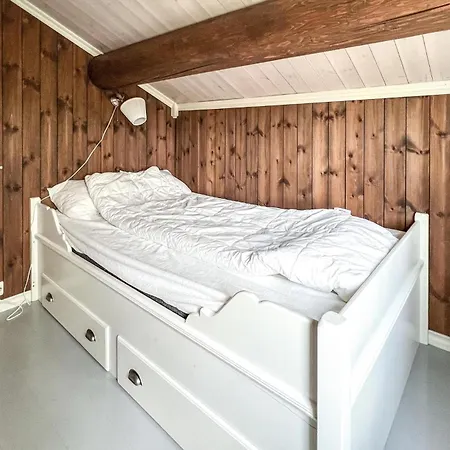Feriehus 4 Bedroom Beautiful In Nord-torpa